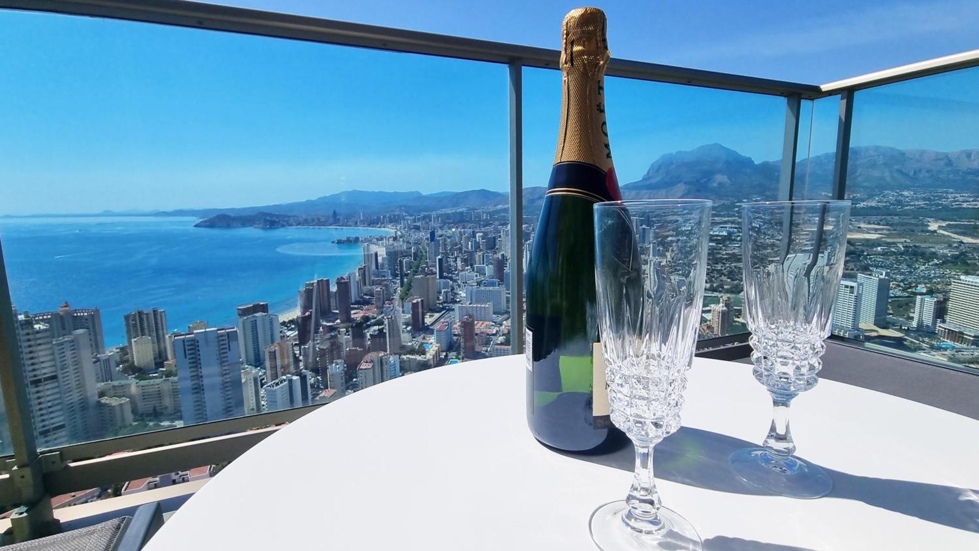 Skyscraper Apartment With Panoramic Views - Floor 38 Benidorm Extérieur photo
